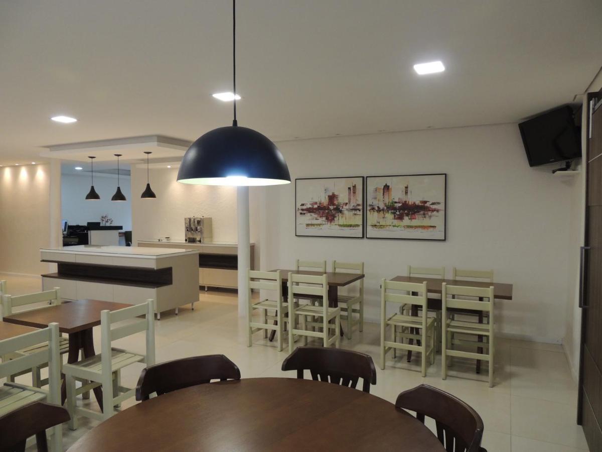 Agape Hotel Cesário Lange Extérieur photo