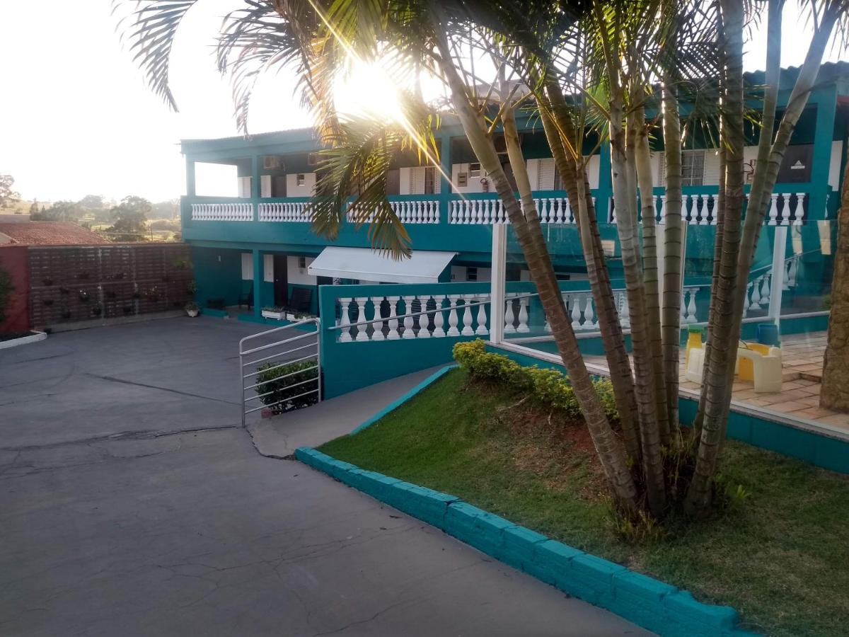 Agape Hotel Cesário Lange Extérieur photo